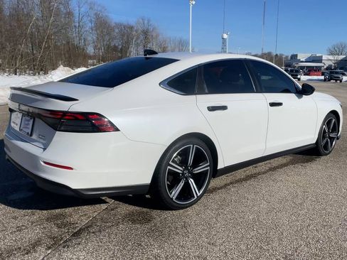 Certified 2023 Honda Accord Sport image 9