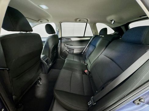 Used 2018 Subaru Outback 2.5i Premium image 27