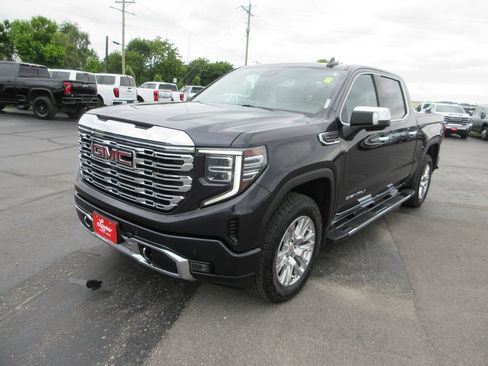 Certified 2022 GMC Sierra 1500 Denali AWD/4WD image 13