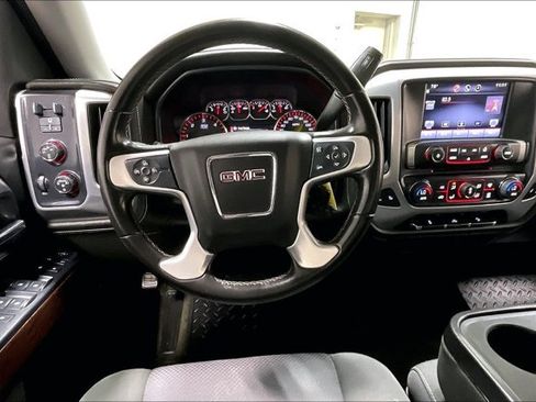 Used 2015 GMC Sierra 1500 SLE w/ SLE Value Package AWD/4WD image 5