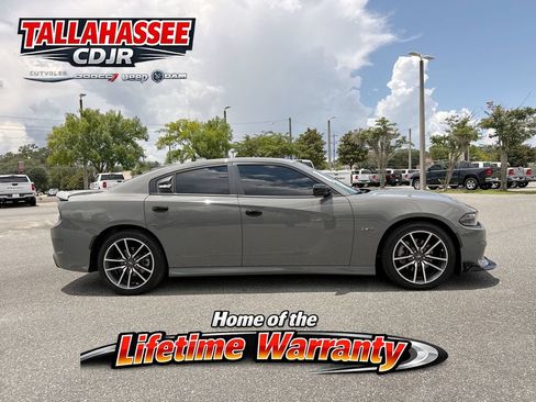 Used 2023 Dodge Charger R/T RWD image 2