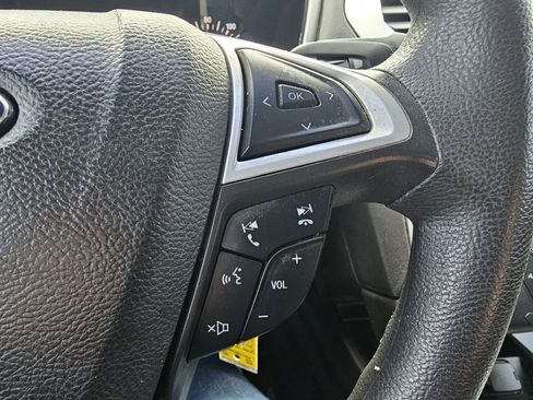 Used 2015 Ford Fusion SE FWD image 29