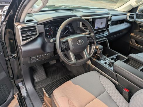 Used 2023 Toyota Tundra SR5 w/ SR5 Convenience Package AWD/4WD image 16