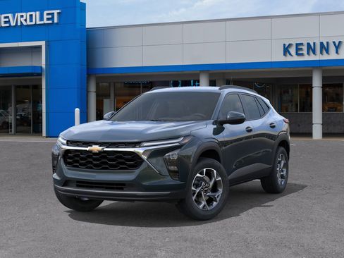 New 2026 Chevrolet Trax LT FWD image 6