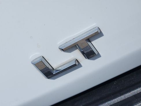 Used 2024 Chevrolet Tahoe LT RWD image 10