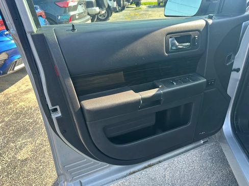 Used 2015 Ford Flex SEL w/ Equipment Group 202A FWD image 11