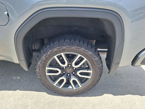 Used 2024 GMC Sierra 1500 AT4 w/ Technology Package AWD/4WD image 26