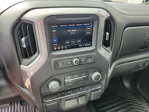 Used 2021 Chevrolet Silverado 1500 Custom image 29