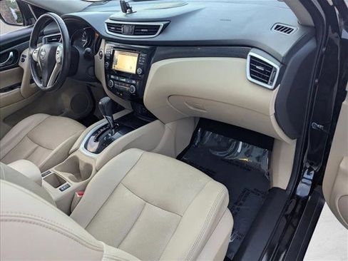 Used 2016 Nissan Rogue SL w/ SL Premium Package image 22