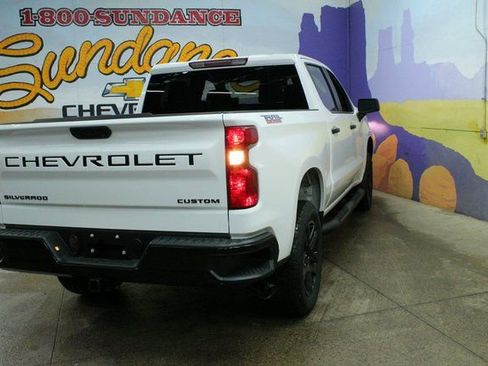 New 2026 Chevrolet Silverado 1500 Custom Trail Boss w/ Turbomax Blackout Package AWD/4WD image 8