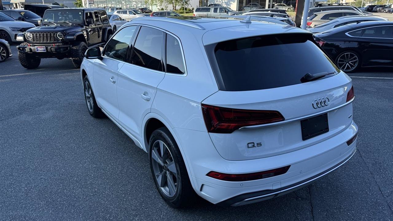 Used 2023 Audi Q5 2.0T Premium w/ Convenience Package AWD/4WD image 14