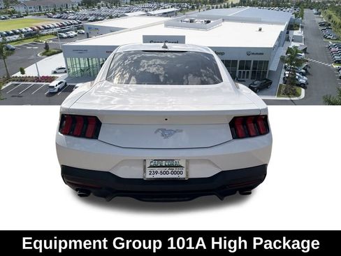 Used 2024 Ford Mustang Coupe image 6