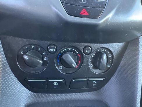 Used 2018 Ford Transit Connect XL image 19