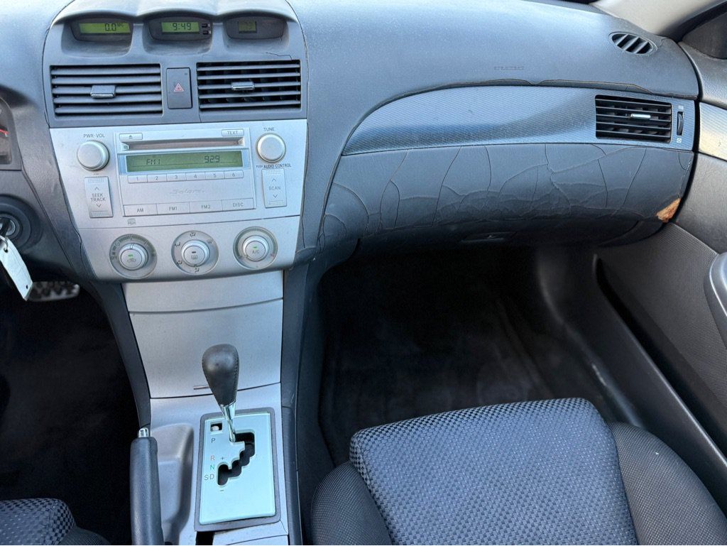 Used 2004 Toyota Solara SE Sport FWD image 10