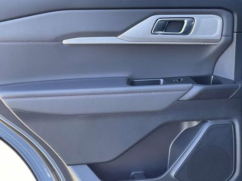 New 2026 Ford Explorer Active w/ Active Comfort Package image 11