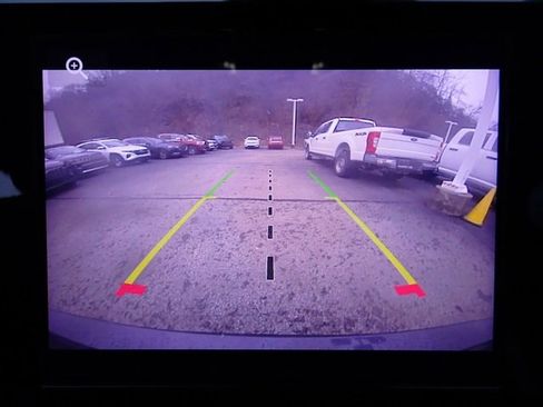 Used 2023 Jeep Grand Cherokee L Laredo image 24