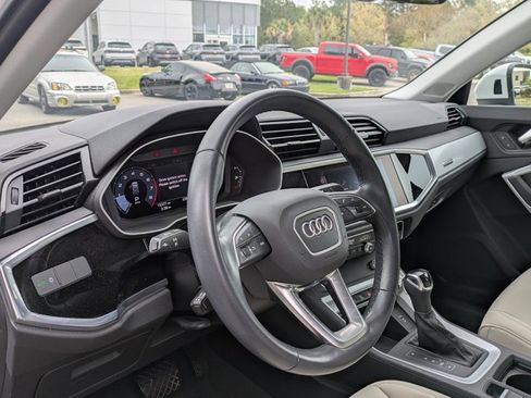 Used 2021 Audi Q3 2.0T Premium image 10