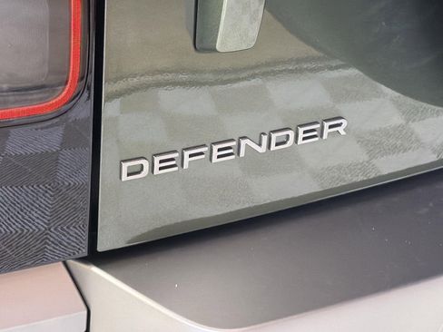 New 2026 Land Rover Defender 110 S image 30