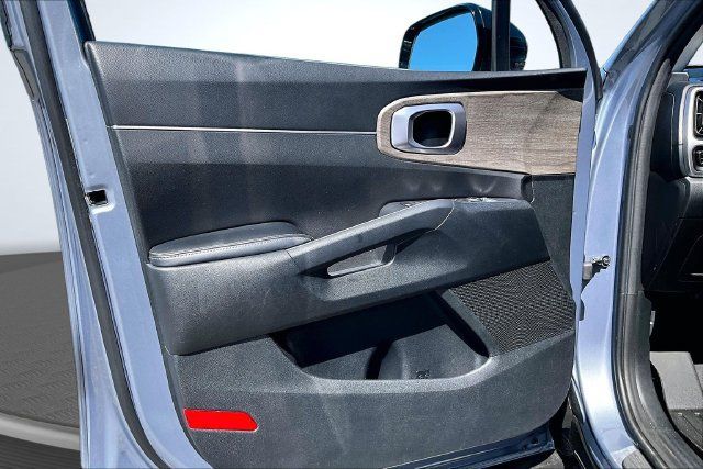 Used 2021 Kia Sorento EX w/ Panoramic Sunroof Package AWD/4WD image 19