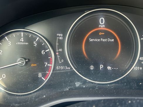 Used 2021 MAZDA MAZDA3 s FWD image 3