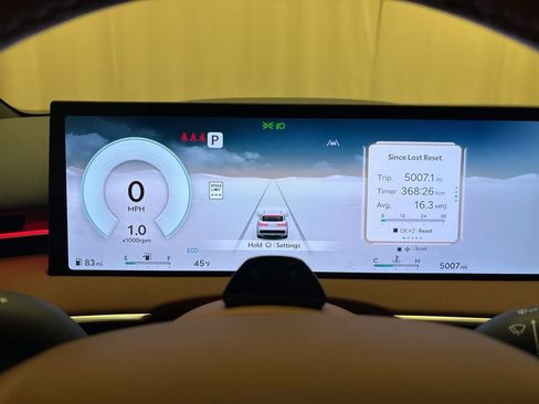 New 2026 Genesis GV70 2.5T Advanced image 13