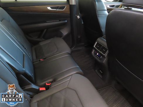 Used 2024 Volkswagen Atlas SE image 26