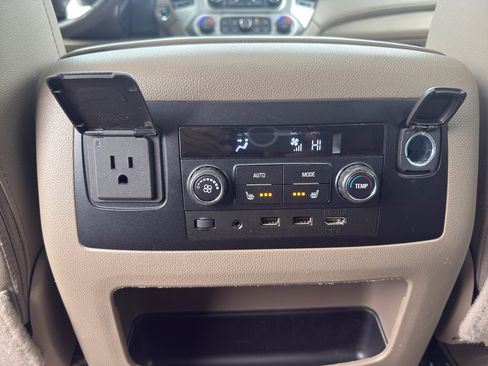 Used 2020 GMC Yukon SLT w/ Open Road Package image 45