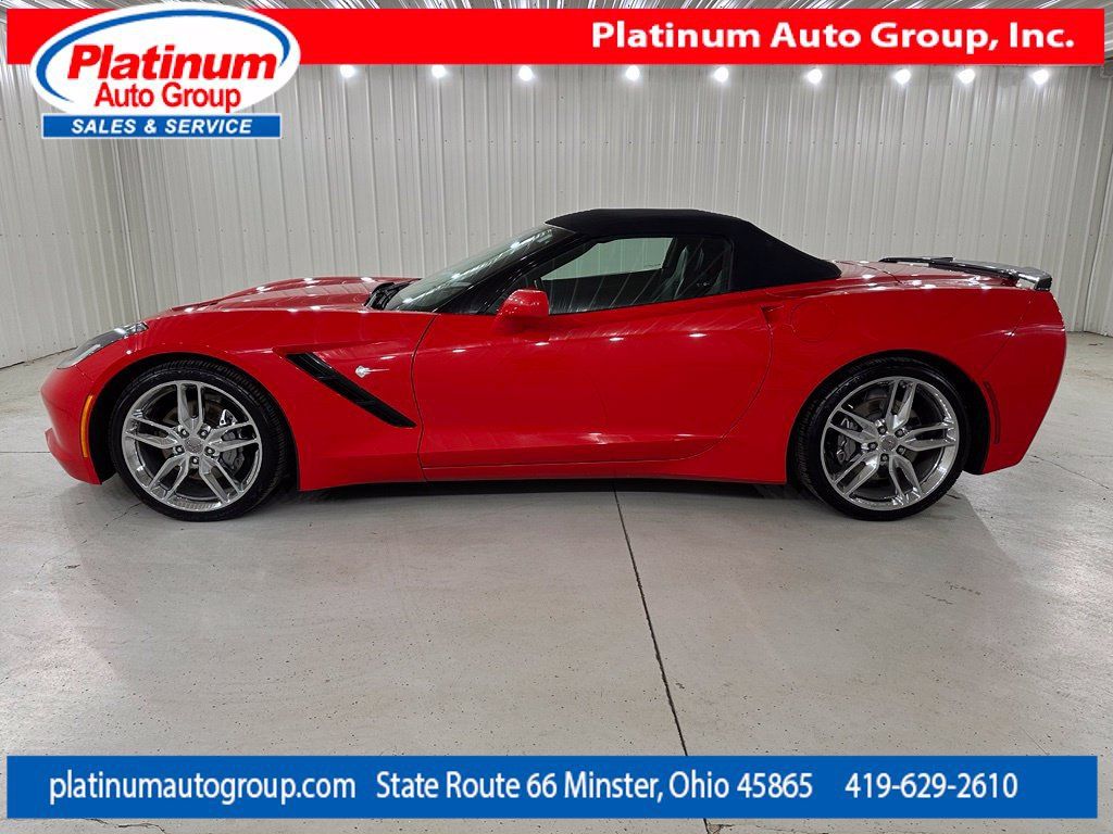 Used 2018 Chevrolet Corvette Stingray Convertible w/ 3LT Preferred Equipment Group RWD image 2