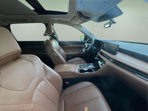 Used 2023 INFINITI QX60 Sensory AWD/4WD image 16