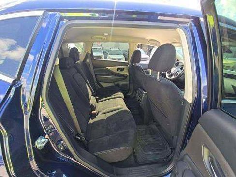 Used 2023 Nissan Murano S FWD image 14