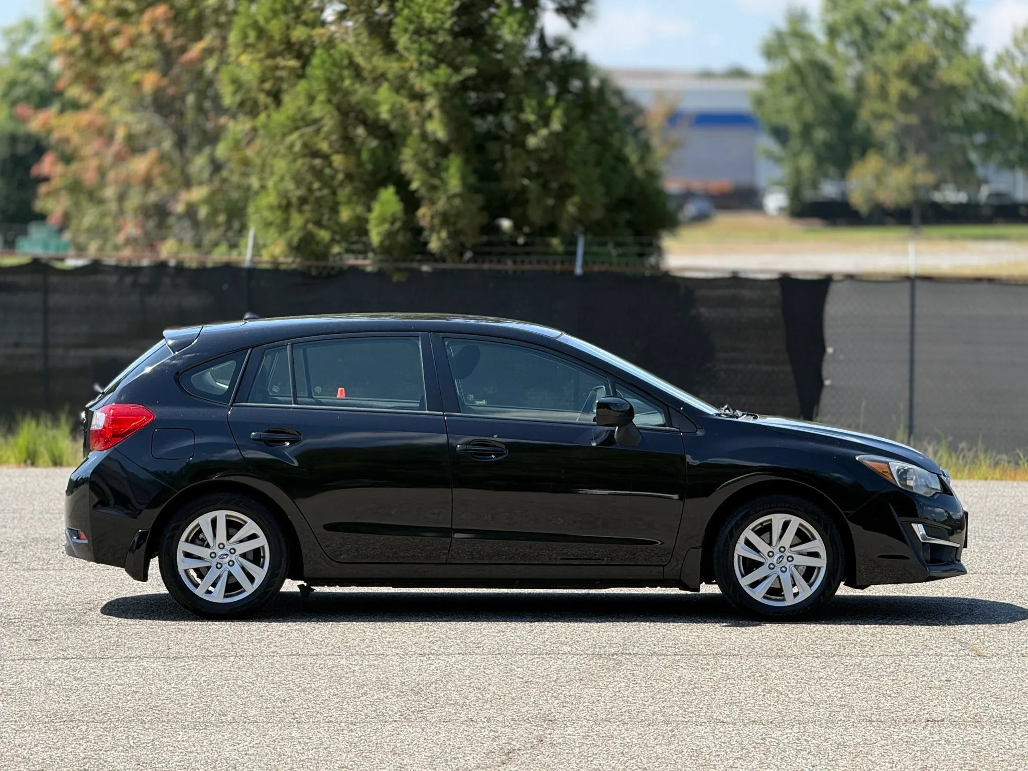 Used 2015 Subaru Impreza 2.0i Premium AWD/4WD image 7