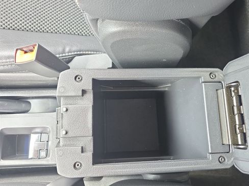 Used 2014 Jeep Compass Latitude image 22