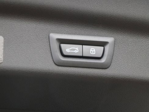 Certified 2025 BMW X1 xDrive28i w/ Convenience Package image 38