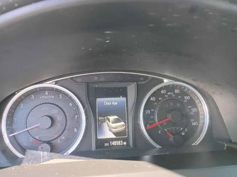 Used 2017 Toyota Camry XSE image 14