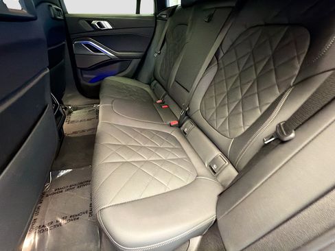 Used 2023 BMW X6 xDrive40i w/ Premium Package image 13