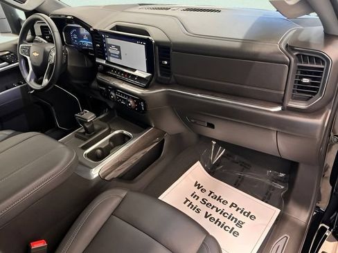 Certified 2023 Chevrolet Silverado 1500 LTZ w/ LTZ Premium Package AWD/4WD image 7