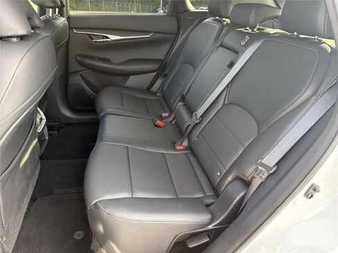 Used 2024 INFINITI QX50 Luxe AWD/4WD image 24