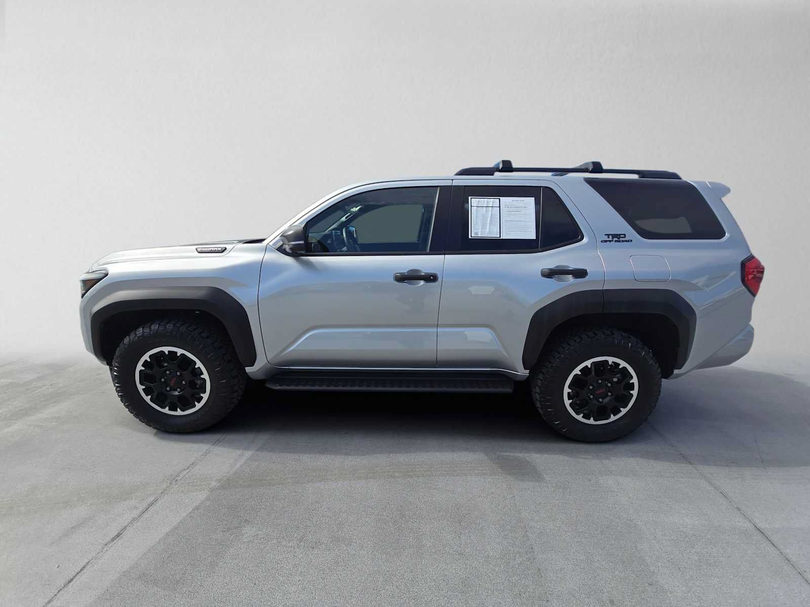 Certified 2025 Toyota 4Runner TRD Off-Road Premium AWD/4WD image 6