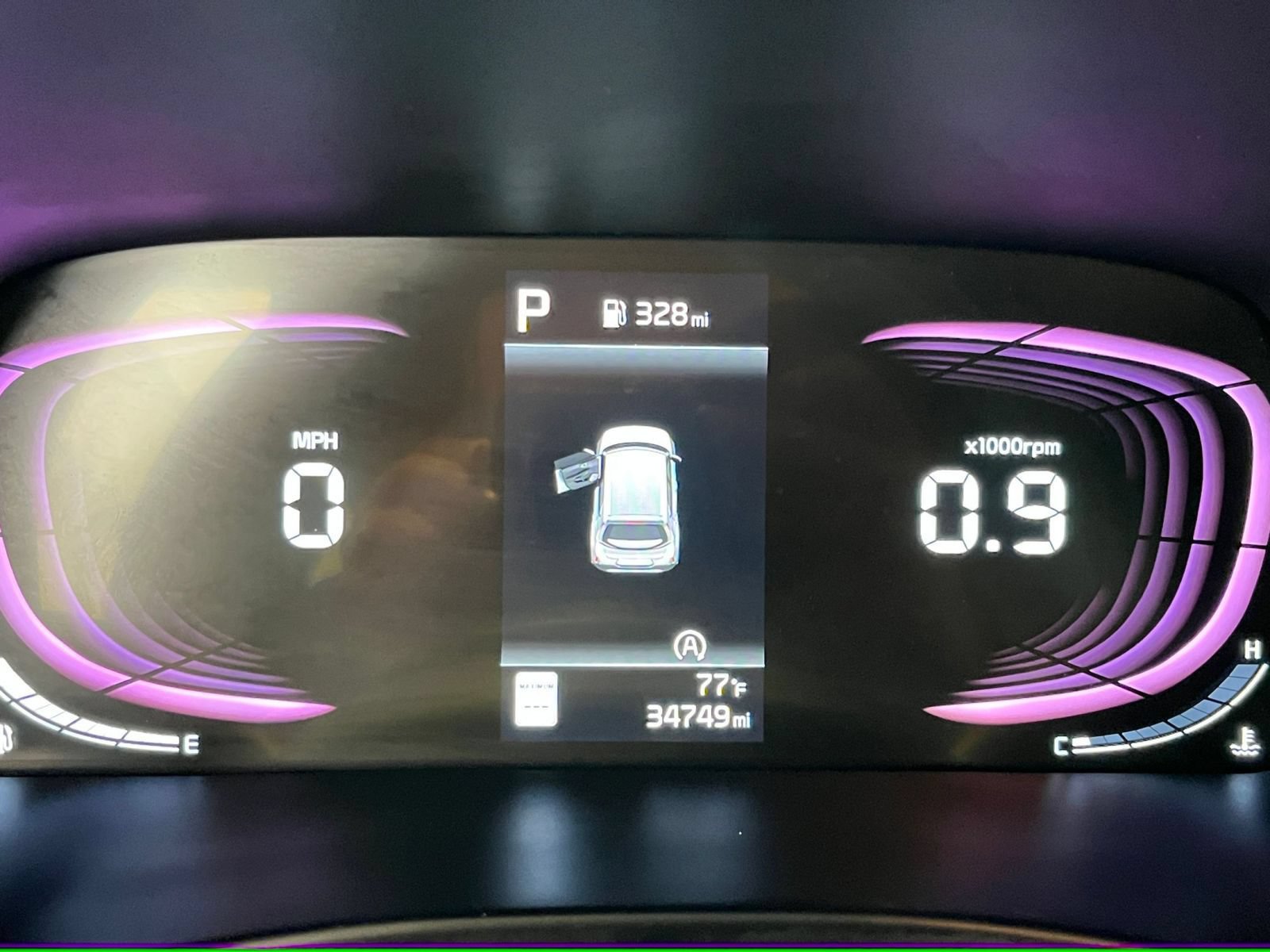 Used 2025 Kia Soul LX w/ LX Technology Package FWD image 37