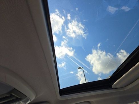 Used 2023 Subaru Crosstrek 2.0i Premium image 20