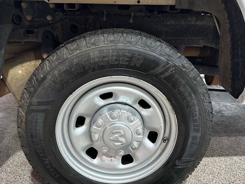 Used 2022 RAM 2500 Tradesman RWD image 18
