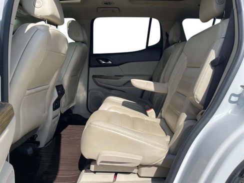Used 2017 GMC Acadia Denali w/ Technology Package AWD/4WD image 17