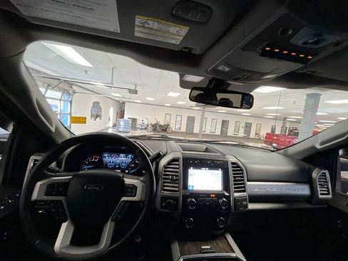 Used 2017 Ford F350 Lariat w/ Lariat Ultimate Package image 15