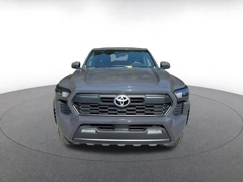 Used 2024 Toyota Tacoma TRD Off-Road AWD/4WD image 4
