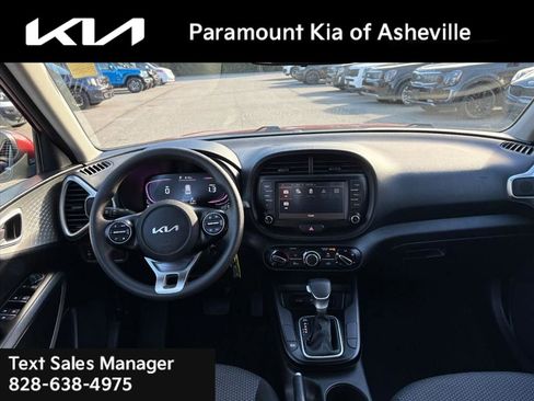 Used 2024 Kia Soul LX w/ Option Group 015 image 8