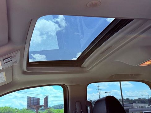 Used 2019 Chevrolet Tahoe LT image 24