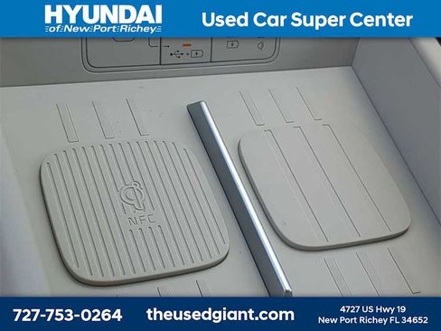 New 2026 Hyundai Santa Fe SE image 30