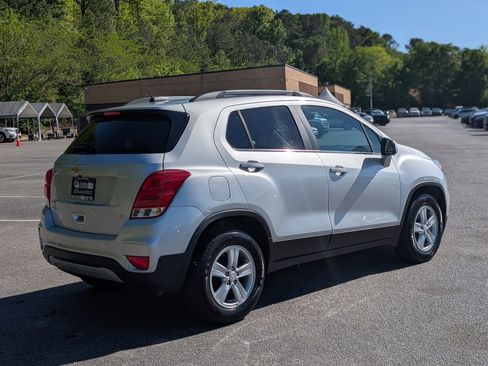 Used 2019 Chevrolet Trax LT image 9