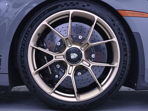 Used 2022 Porsche 911 GT3 image 21