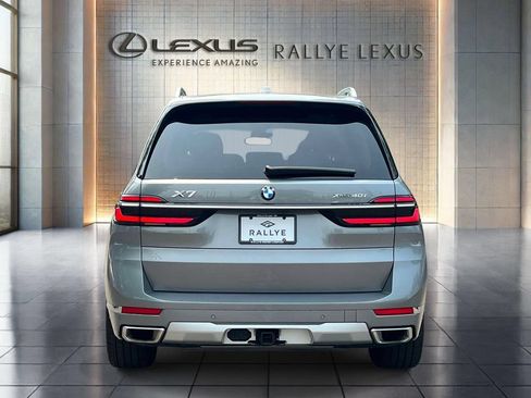 Used 2024 BMW X7 xDrive40i AWD/4WD image 6